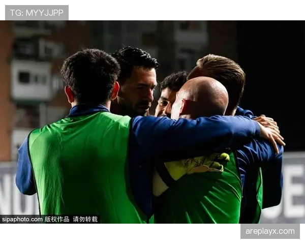 瓦伦西亚管理层决策争议:近期争议事件对球队运营稳定性形成考验 瓦伦西亚管理层决策争议:近期争议事件对球队运营稳定性形成考验