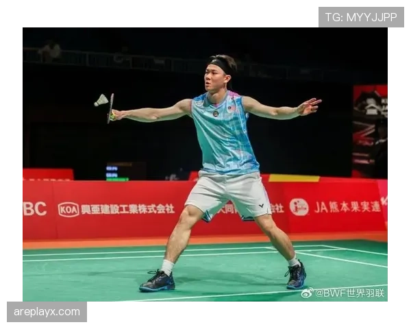 李梓嘉训练完直接拎爱马仕去吃宵夜，这谁顶得住啊